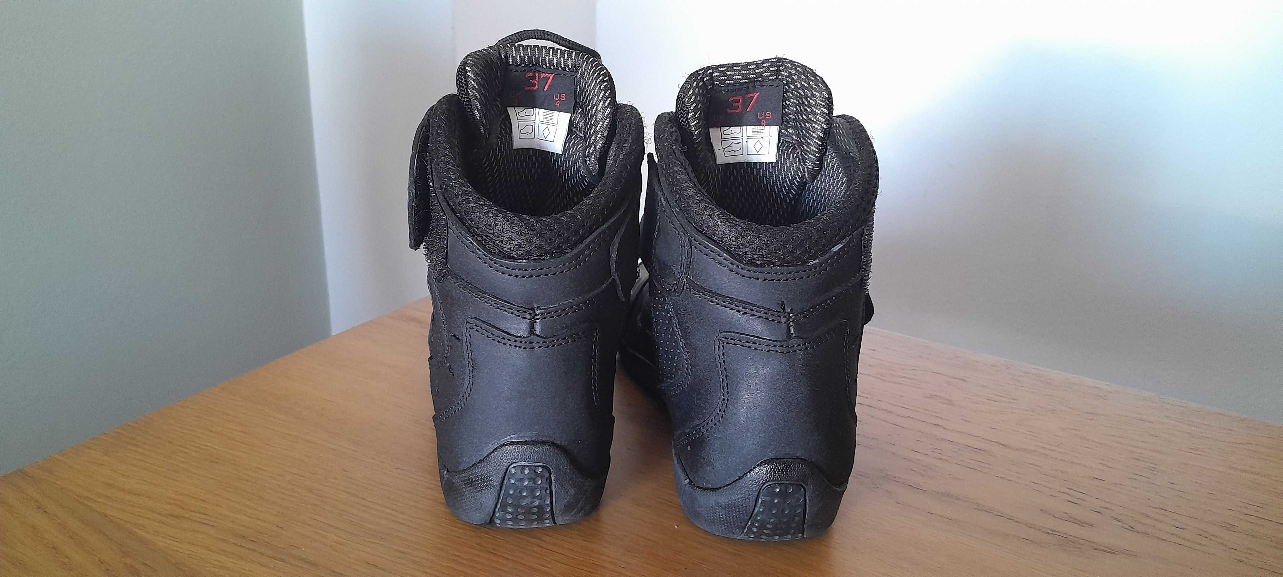 Botas de moto: Modeka Black Rider