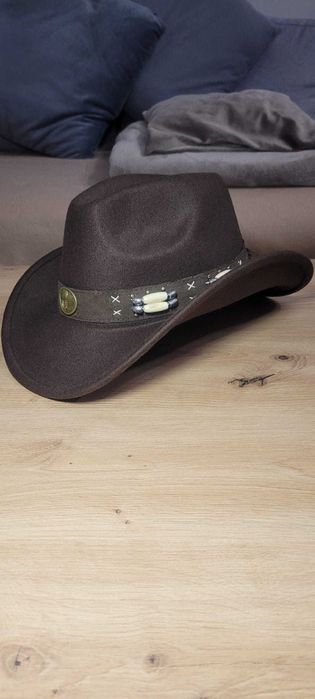Nowy kapelusz kowbojski western, Wild West, brązowy piękny pas ozdobny