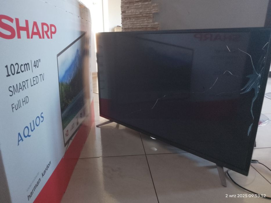 Telewizor SHARP 40 cali
