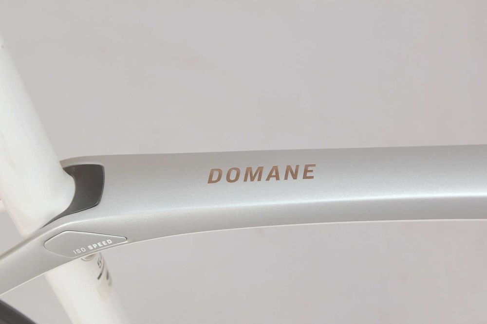 Rower szosowy TREK DOMANE SL DISC Shimano Ultegra Di2 roz. 54 Road+