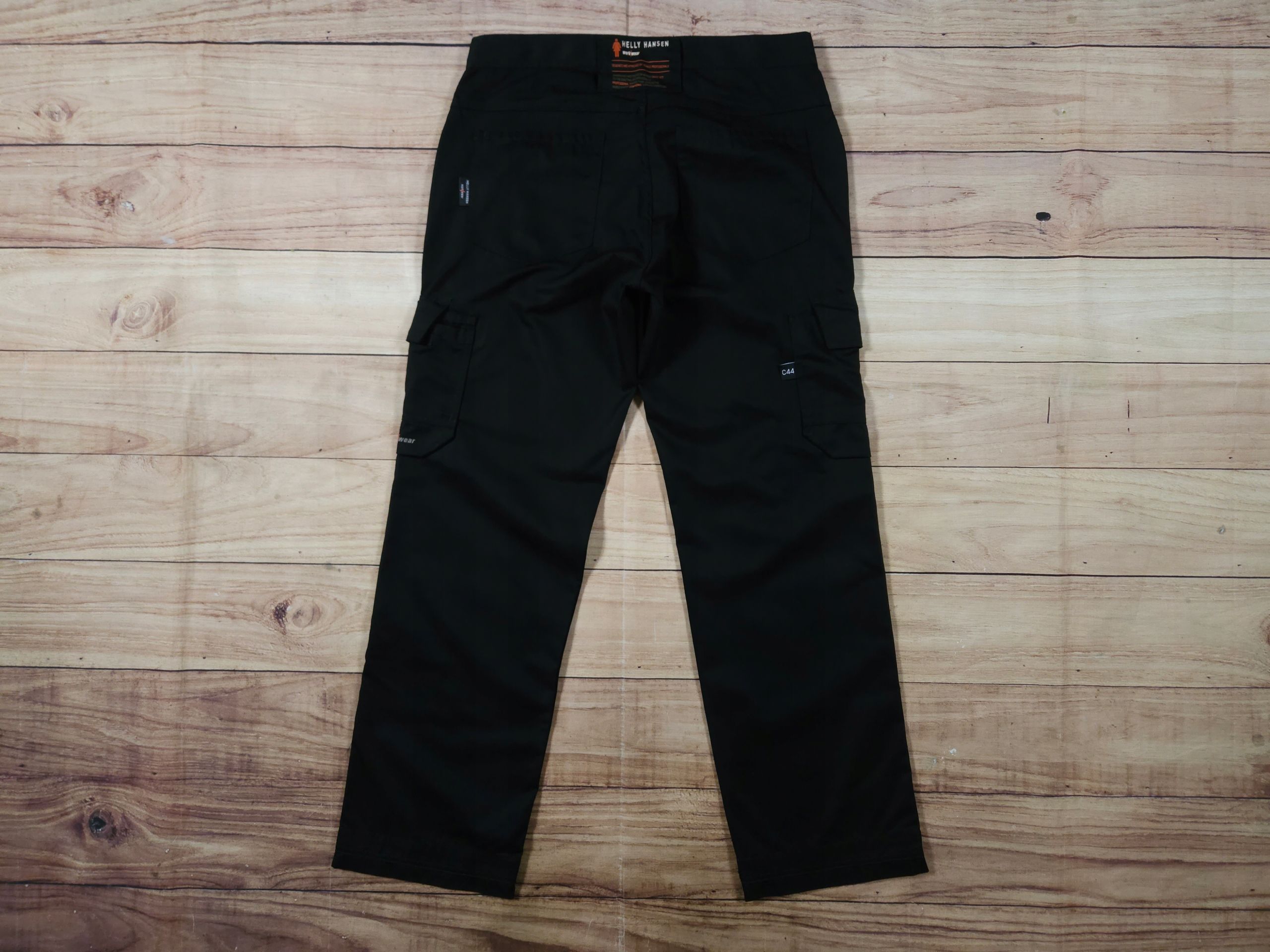 HELLY HANSEN WorkWear Spodnie Robocze Cargo Czarne Logowane r. C44
