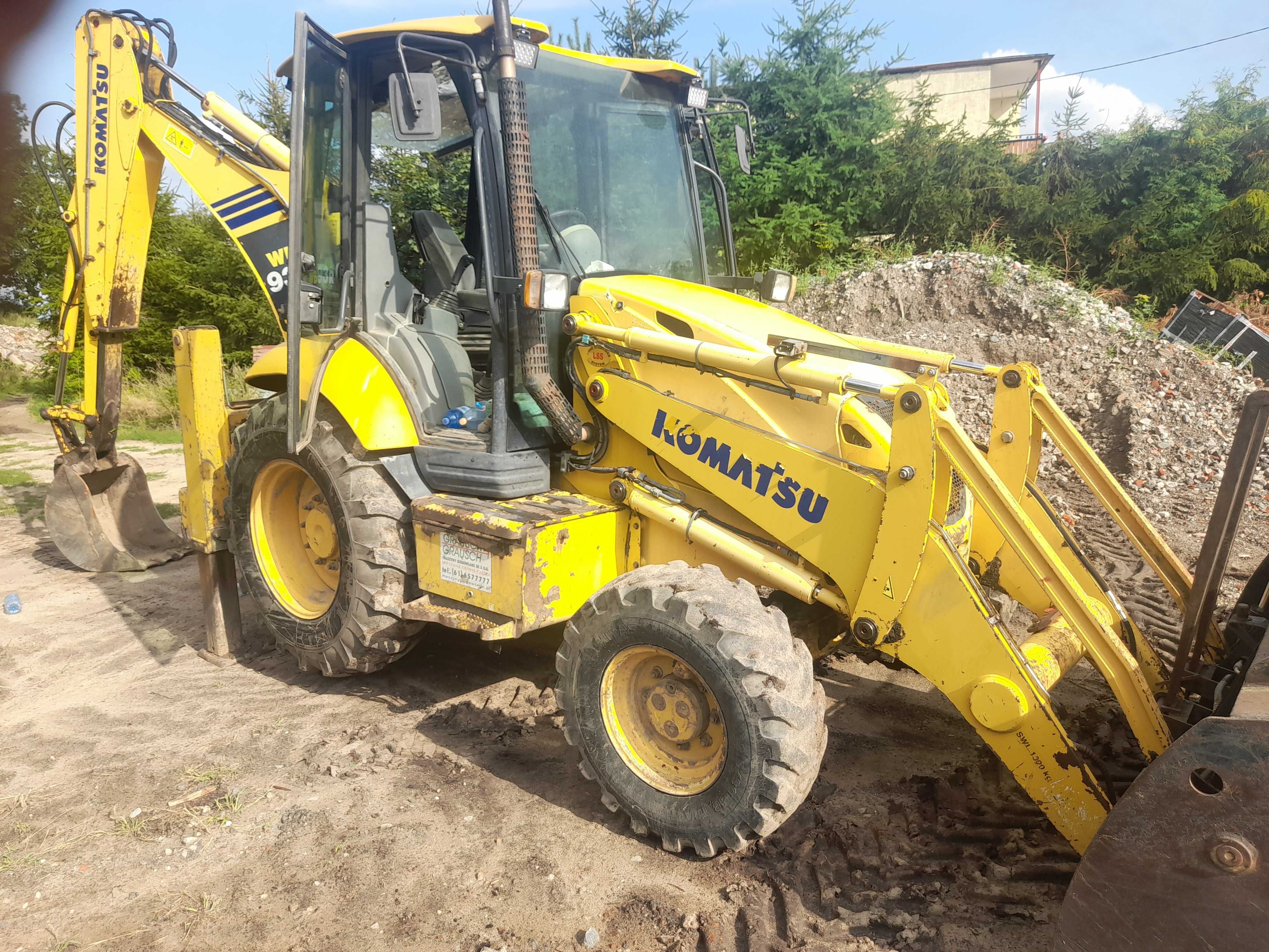 Koparko-ładowarka Komatsu WB97R