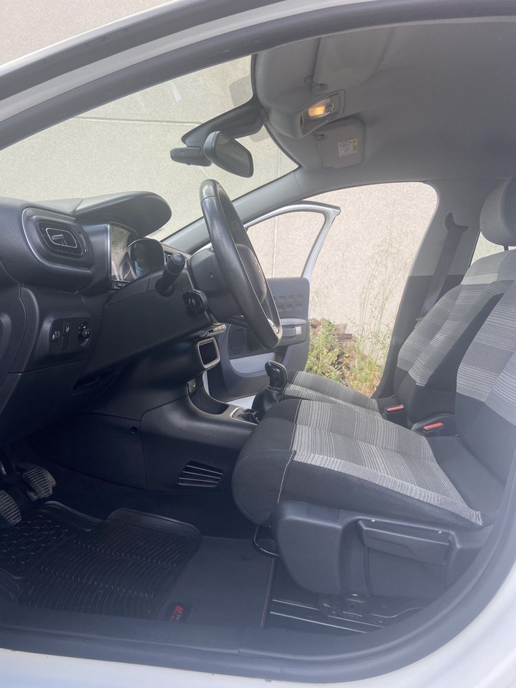 Citroen C3 PureTech Feel  90.000 km NACIONAL 2017