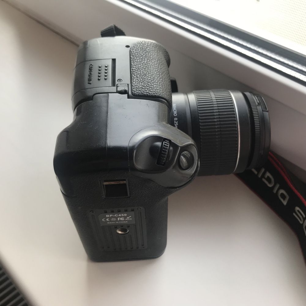 Цифровий дзеркальний фотопарат Canon EOS 500D 18-55 IS KIT Black