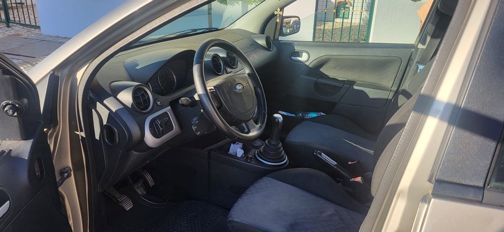 Vendo ford FORD - FOCUS 1.6 TDCI 109 TREND em bom estado