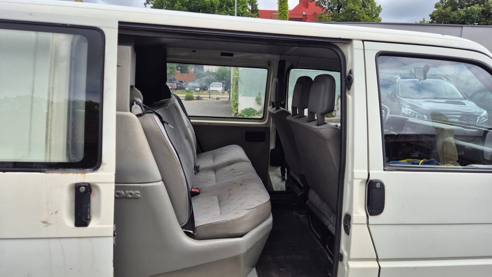 Volkswagen T4 Transporter bus