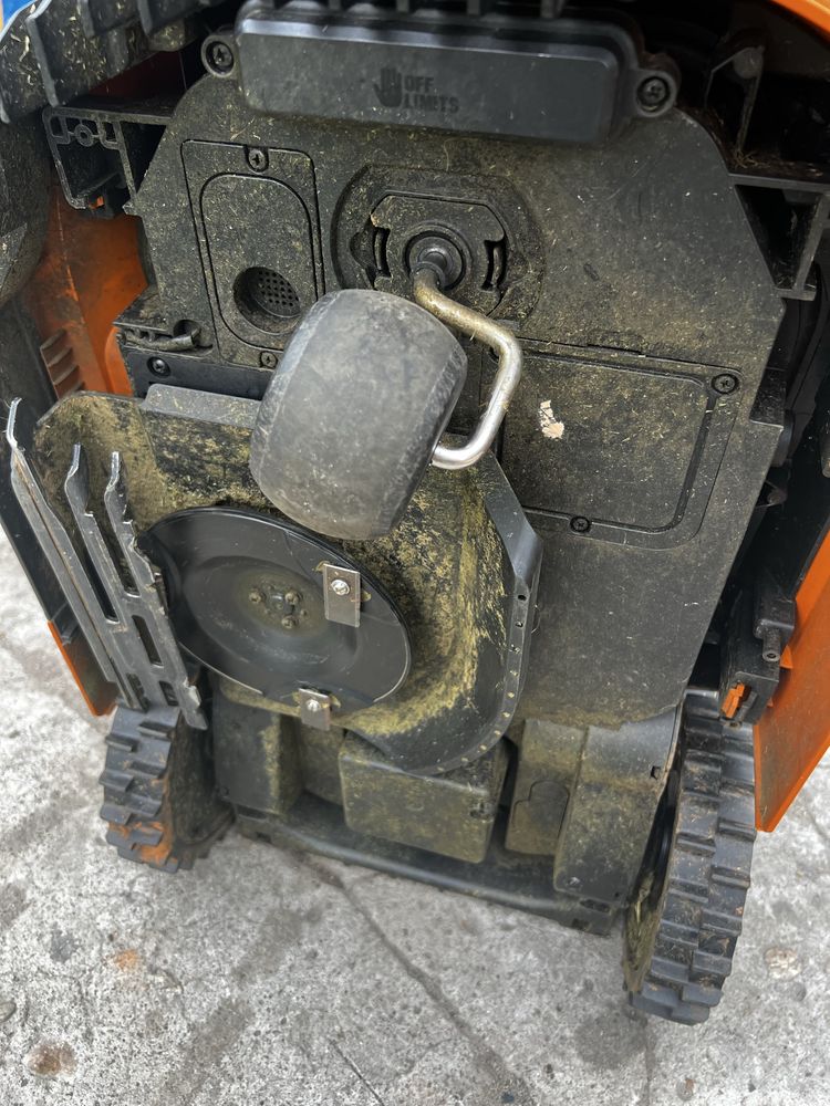 Robot koszący Worx WR167E Landroid M700 Plus