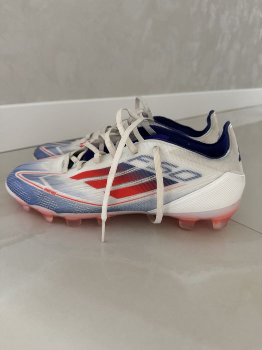 Буци Adidas оригінал