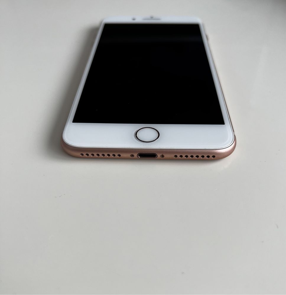 Smartfon Apple iPhone 8 Plus, Gold, 64GB