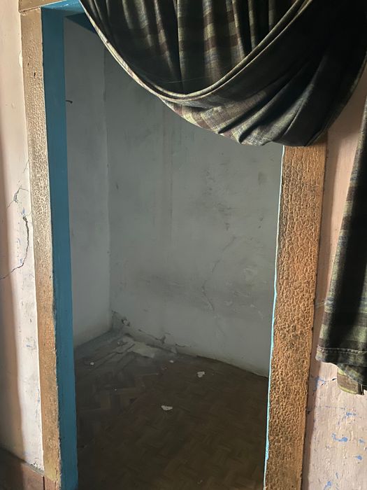 Vende-se moradia para investimento