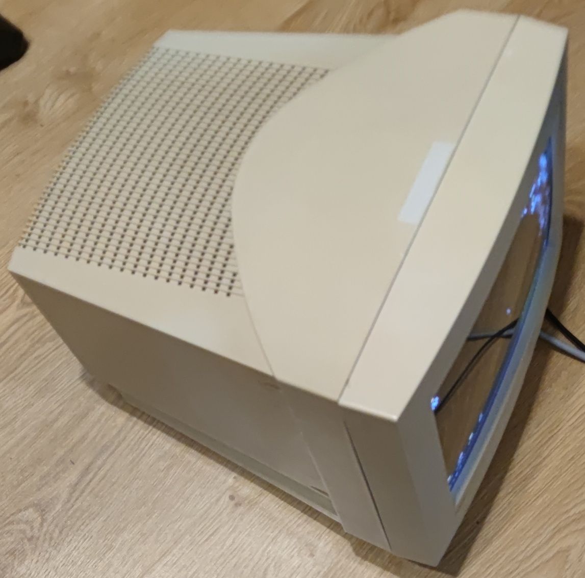 Monitor crt NEC MultiSync XV15 Rocznik 1995