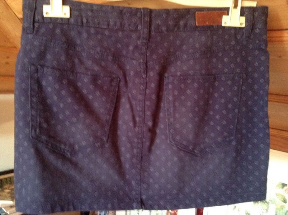 Saia H&M tamanho 38/40