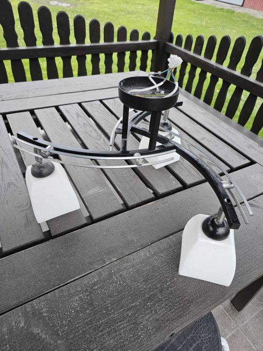 Lampa wisząca na 3 żarówki