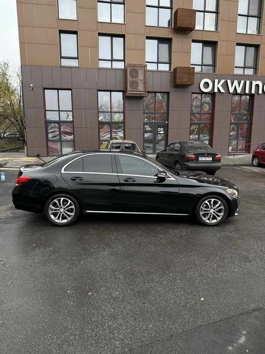 Продам Mercedes-Benz C300 2.0 бенз Не бита и не крашена! Собственник!