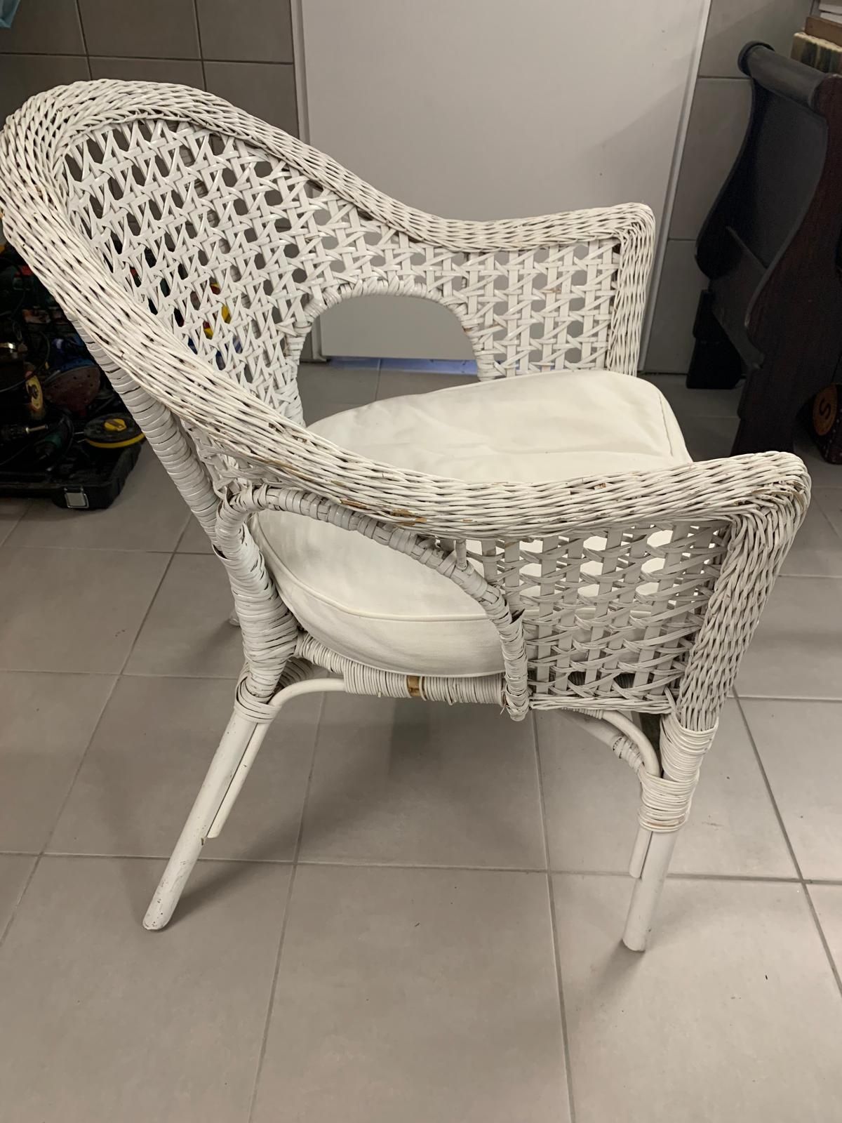 Fotel wiklinowy IKEA