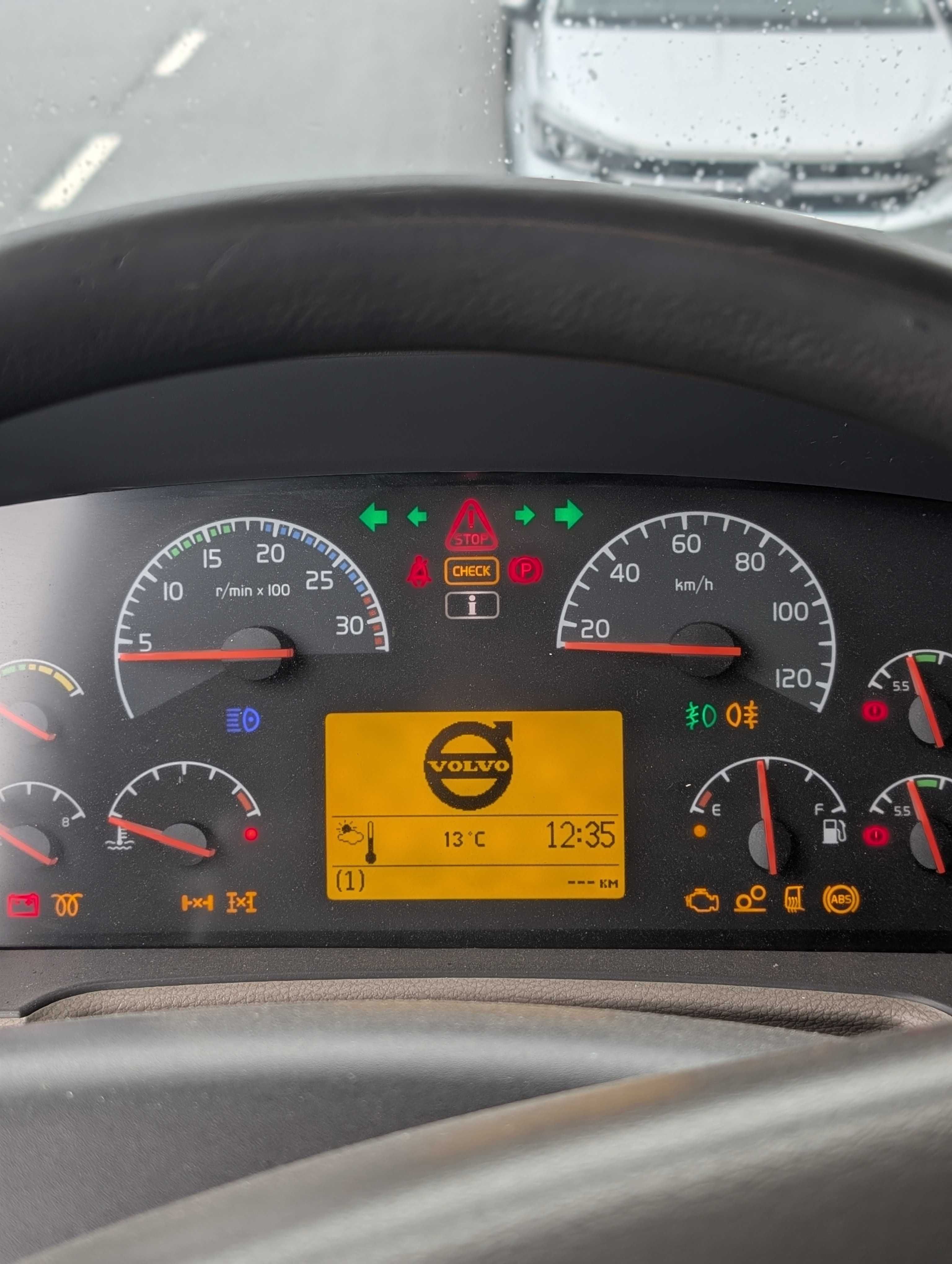 Volvo FE 280 / Manual / Grúa effer 115 remote / Euro 5 2009/Plataforma