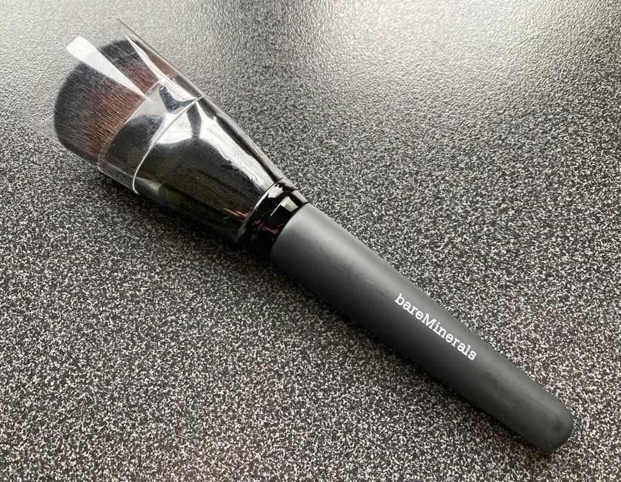 NOWY pędzel bareMinerals Barepro Luxe Performance Brush