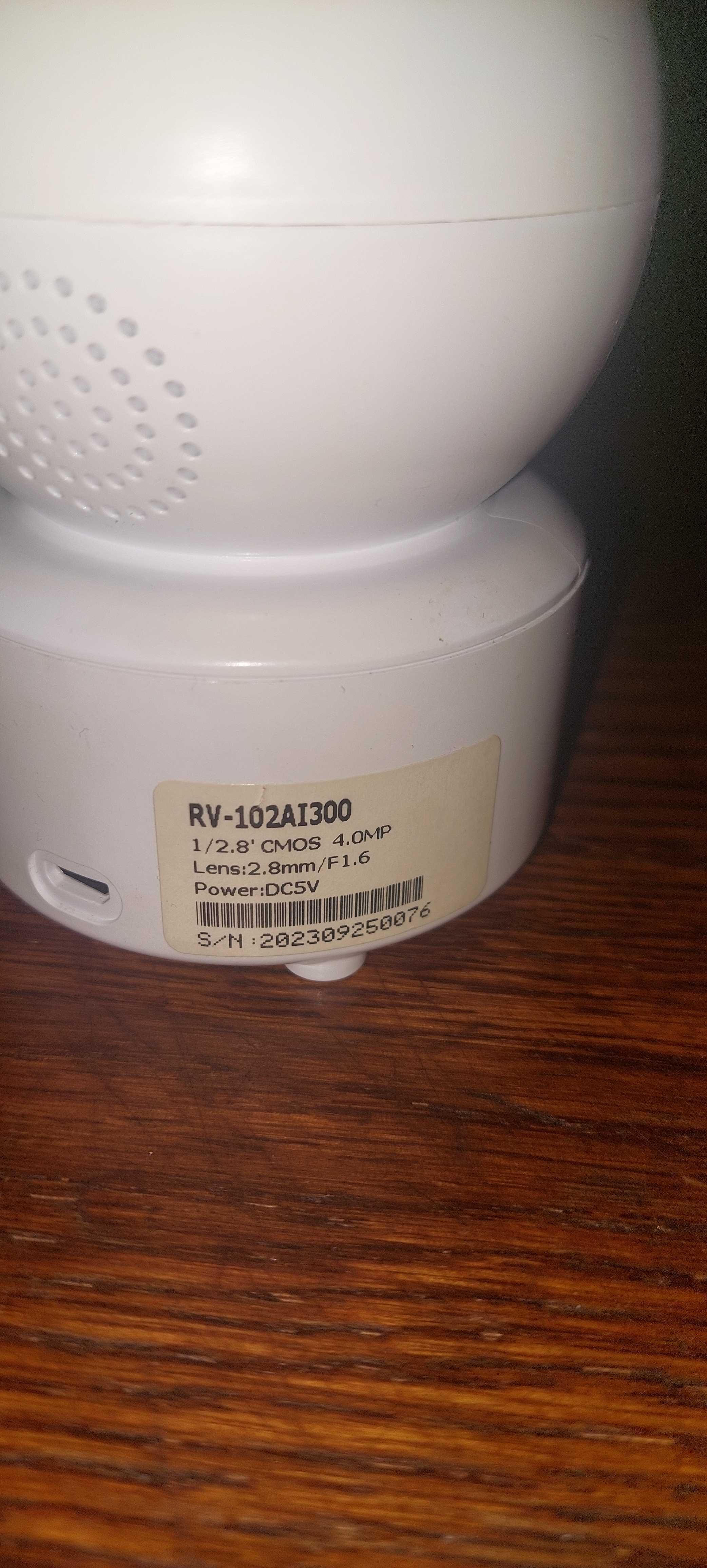 Поворотна WIFI камера RV-102AI300 для дитячої кімнати, магазину, кафе