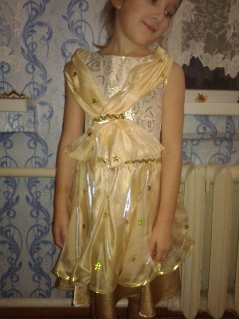 Нарядное платье для девочки р. 110-116-122