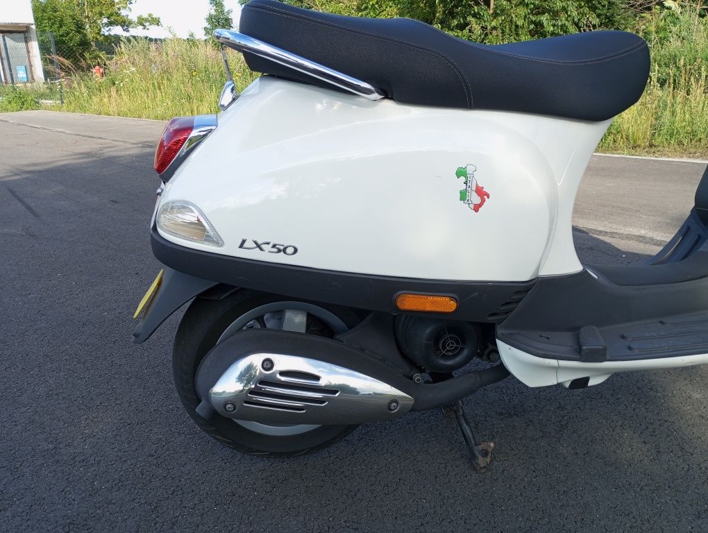 Piaggio Vespa LX 50