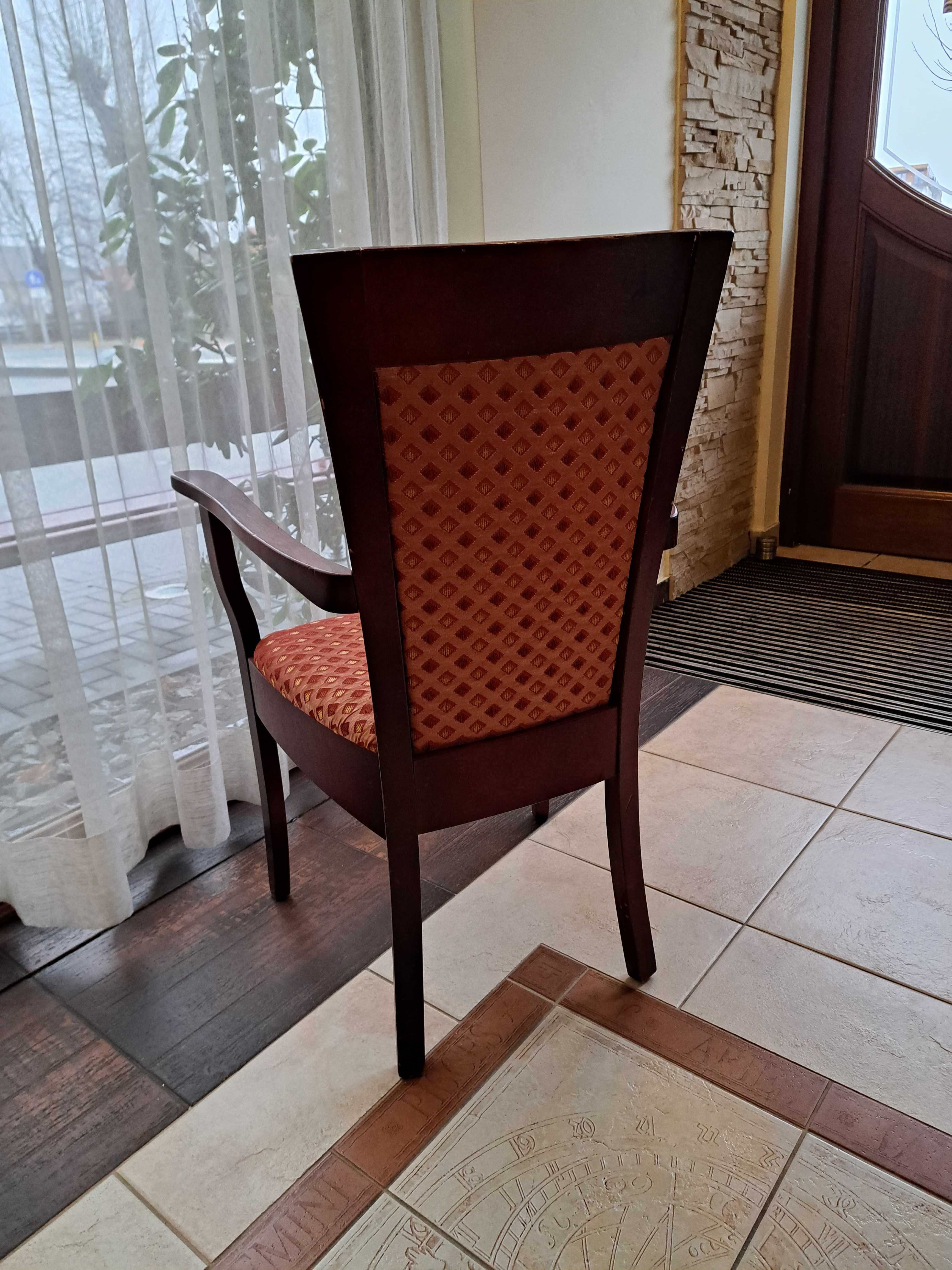 Krzesło krzesła z oparciem i bez oparcia