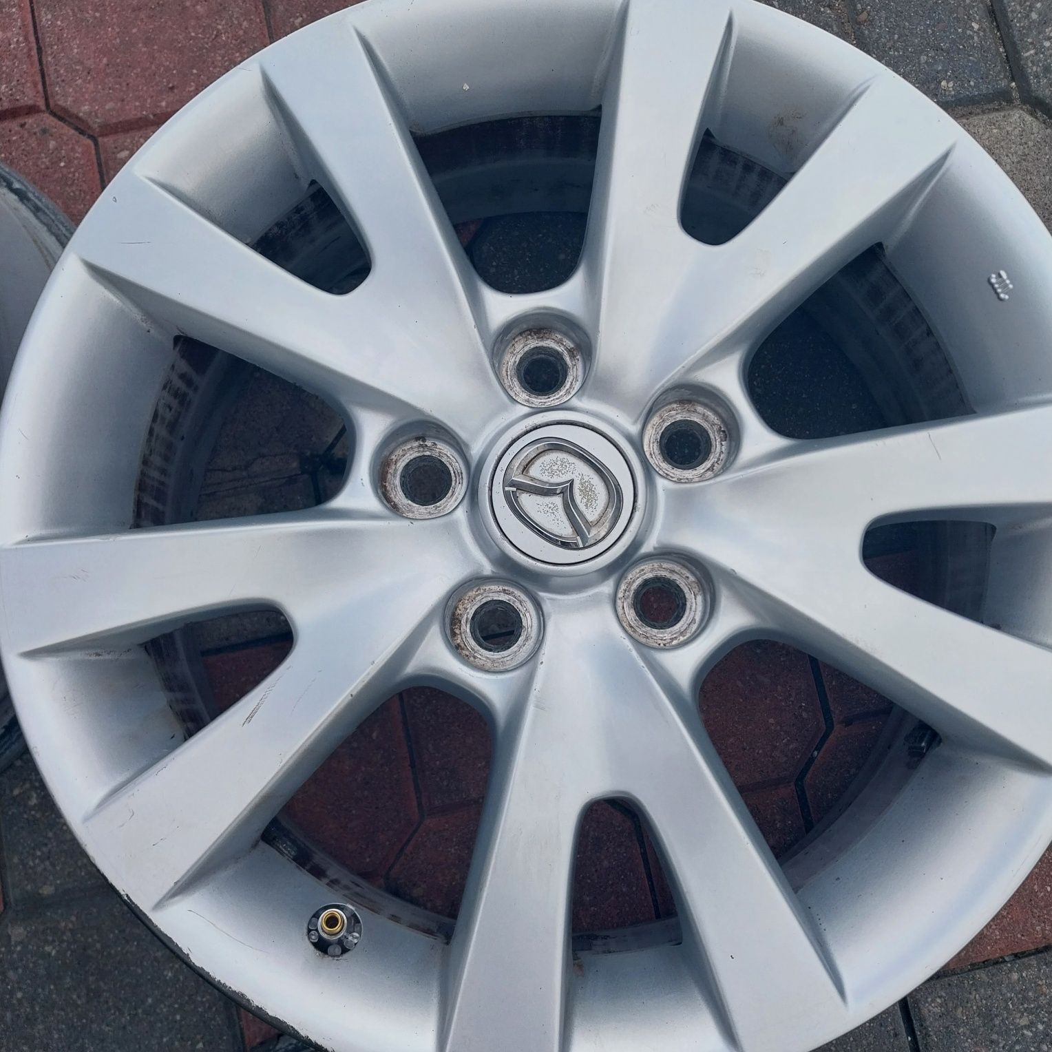 Oryginalne Felgi Aluminiowe Mazda 3 R16 5x114.3 6.5J ET 52.5