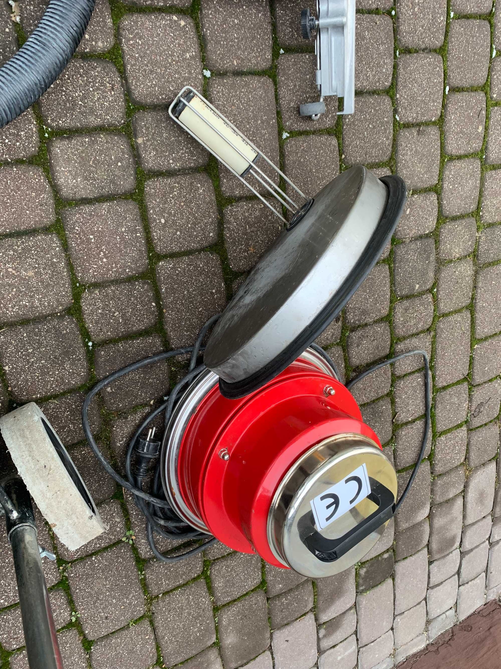 Odkurzacz przemysłowy Pullman Ermator Husqvarna W250P z pompa wody
