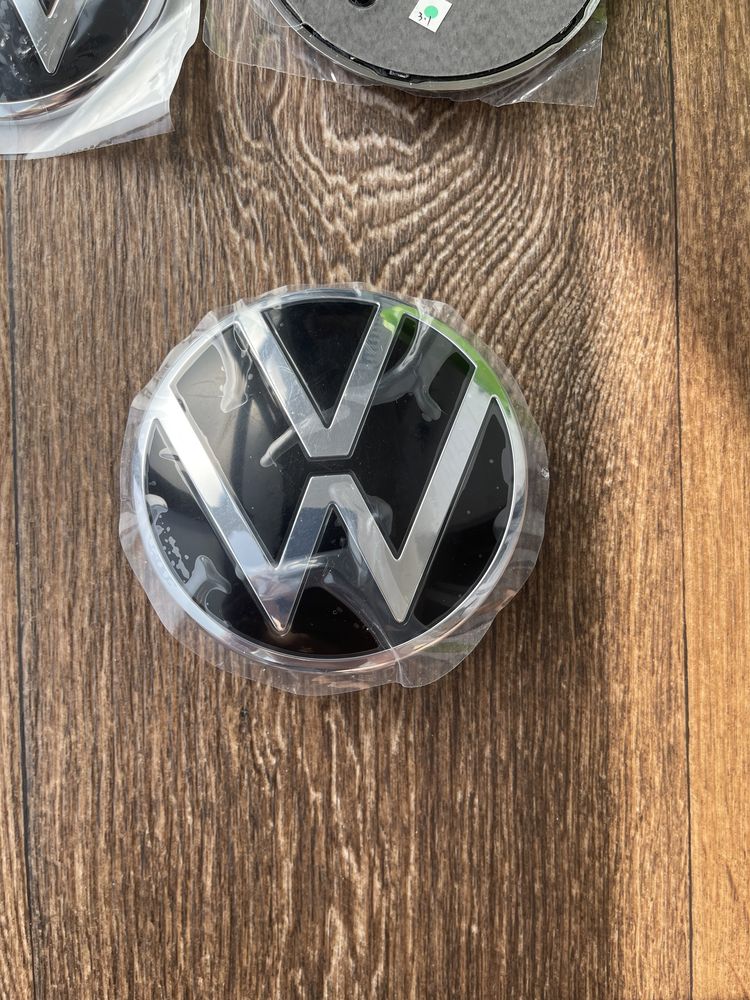 Эмблема нового образца Volkswagen VW Tiguan Golf Passat Jetta