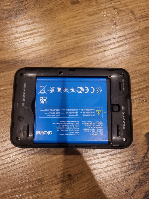 Router mobilny TCL  MW63VK WiFi (bez ładowarki)