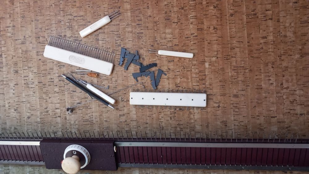 Maquina de  tricotar malha