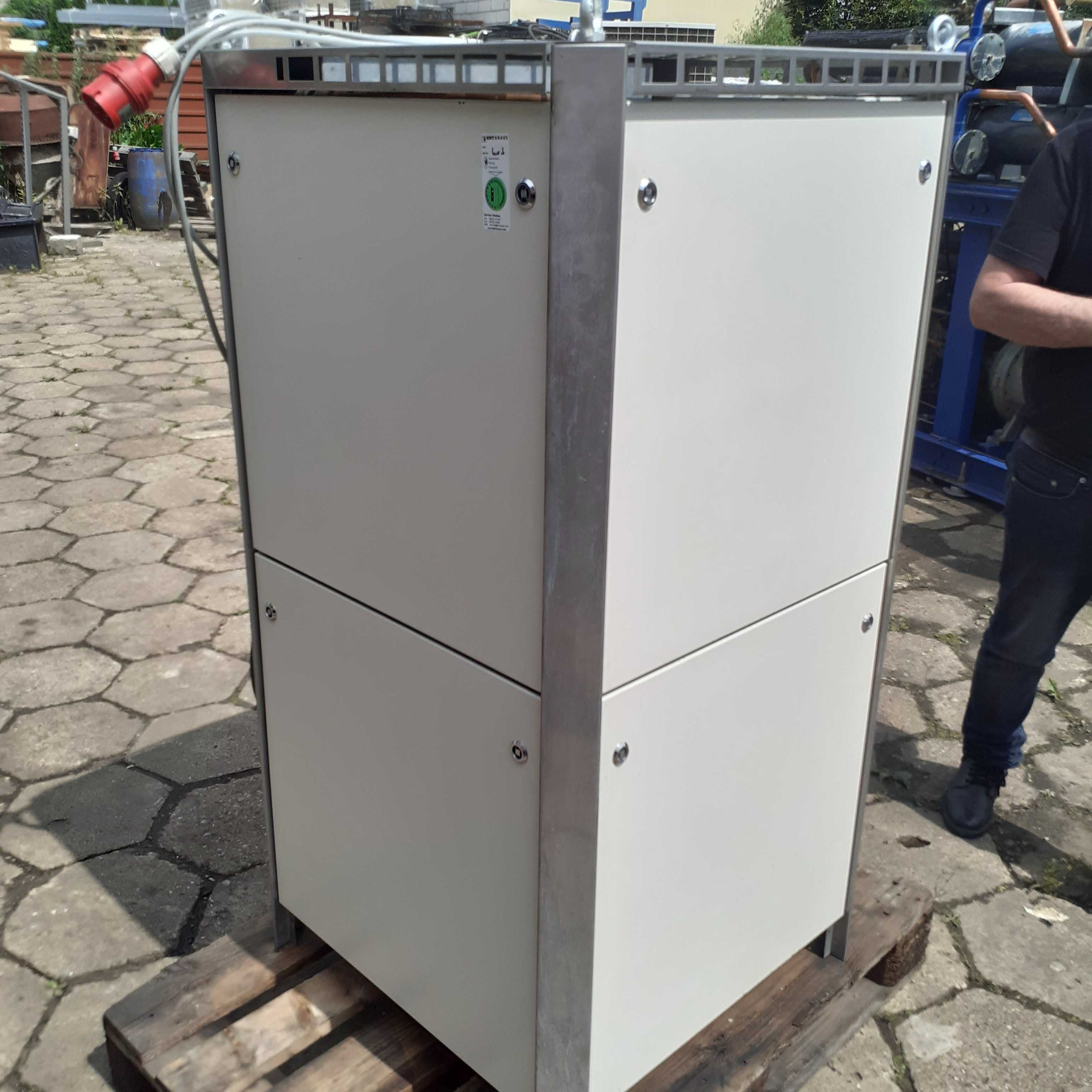 HYFRA chiller 13 kW z modułem hydraulicznym