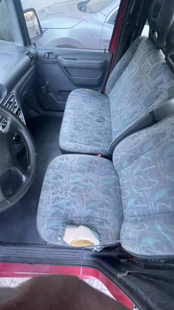 Продам автомобіль Citroen jumpy 1998року
