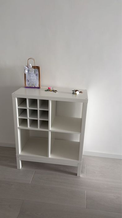 Estante com garrrafeira - Kallax - IKEA