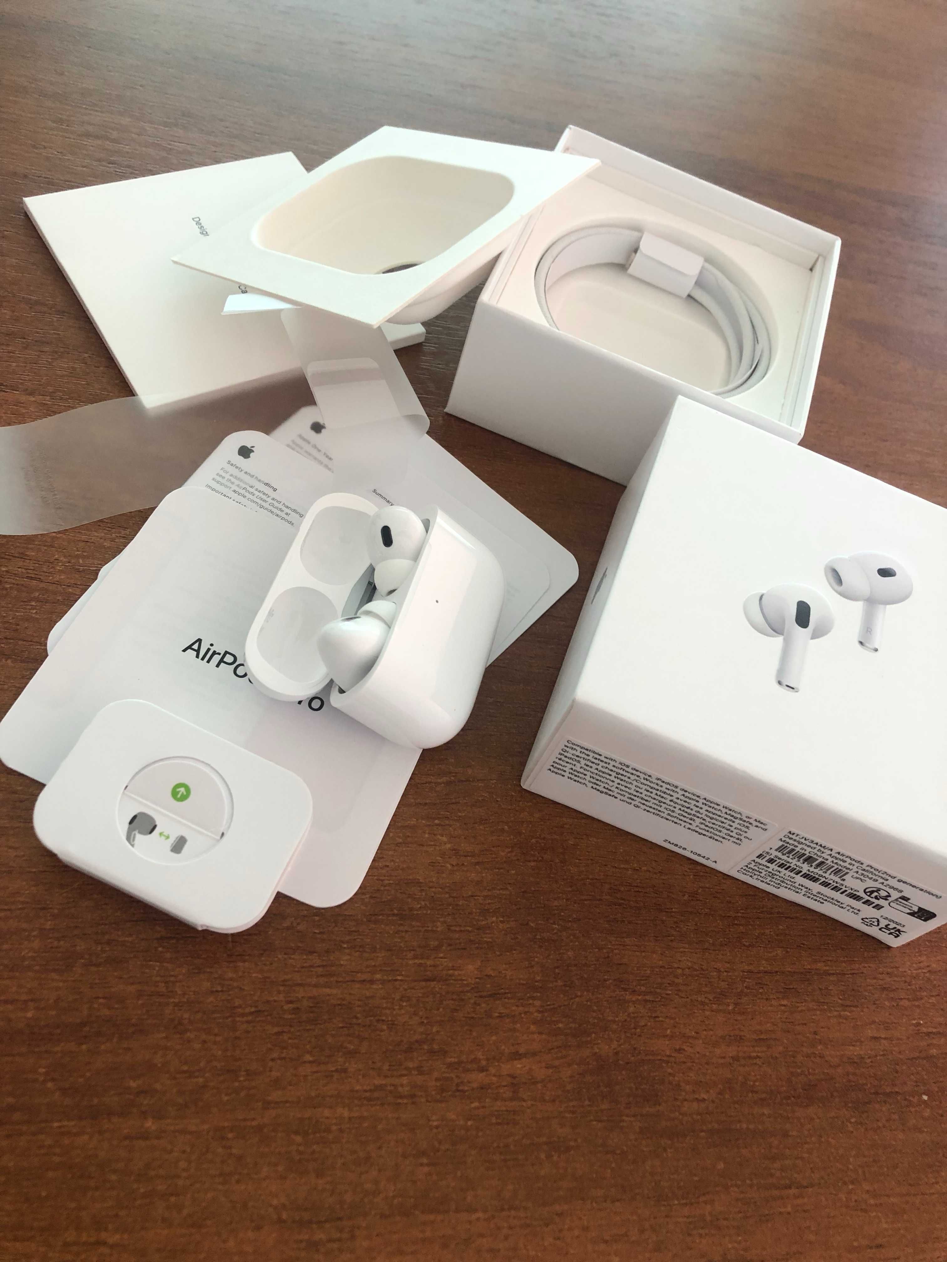 Навушники AIRPODS PRO2 + чохол у ПОДАРУНОК