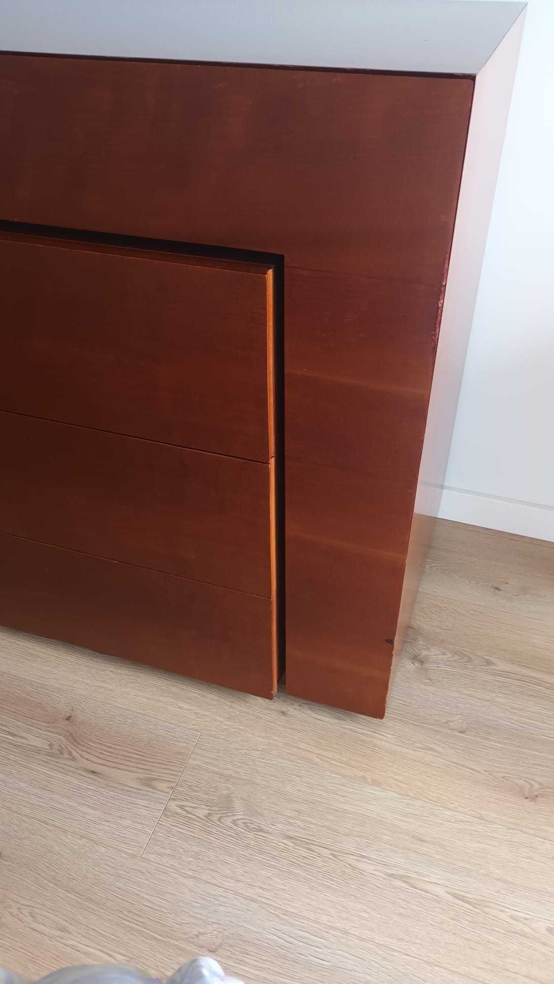 Comoda em cerejeira maciça e Wengue + mesa de cabeceira