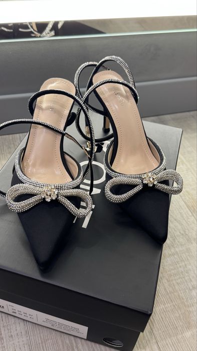 Туфлі балетки с камушками