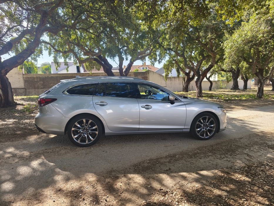 Mazda 6 SW 2.2 SKY-D Excellence Navi