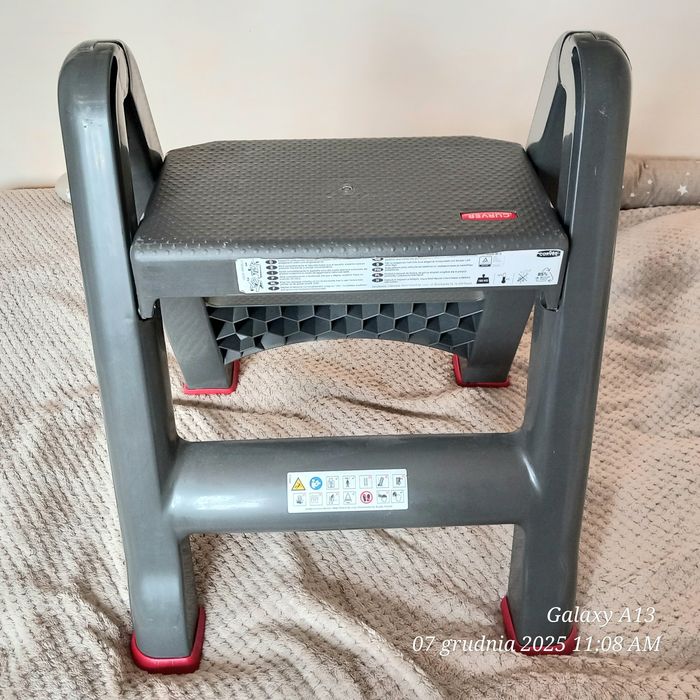 Tanio! Świetna plastikowa drabinka firmy Curver