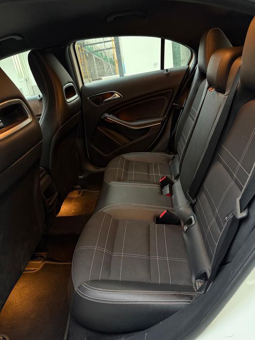Mercedes-Benz A180d | Excelente estado | 2015 | Nacional  | 68000km