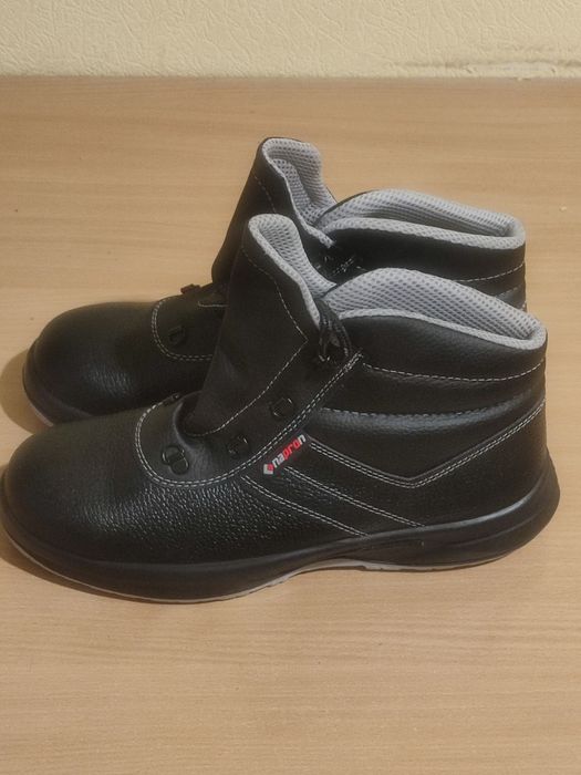 Ботинки робочі 44р.