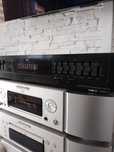 Equalizer Sony SEQ-411 z spectrum analizer