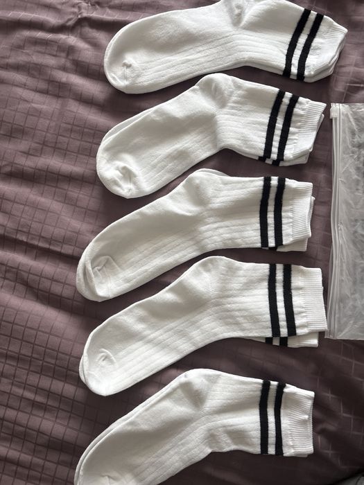 Komplet 5 par nowych skarpet