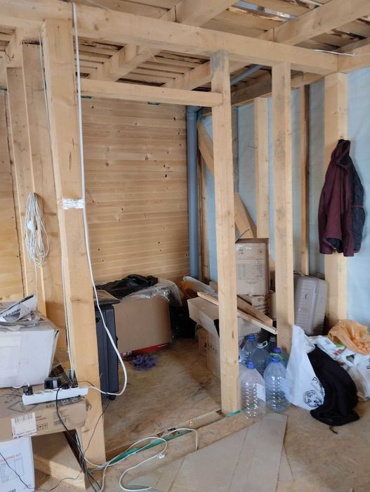 Продам половину будинку в Карпатах, І-Франківська об.  . с.Яблуниця