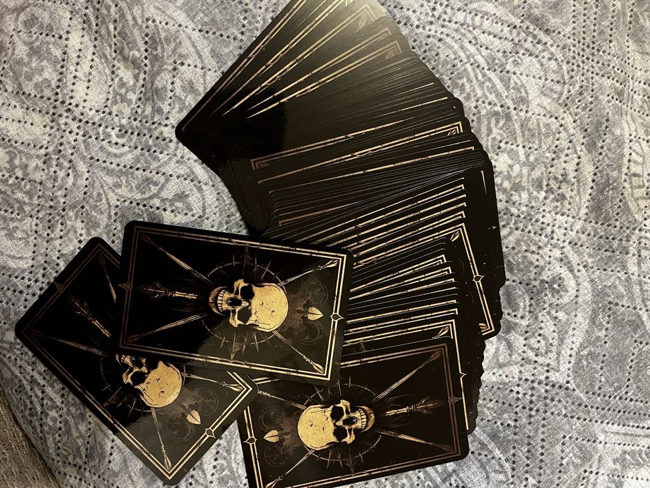 Продам нову колоду Таро, Горор