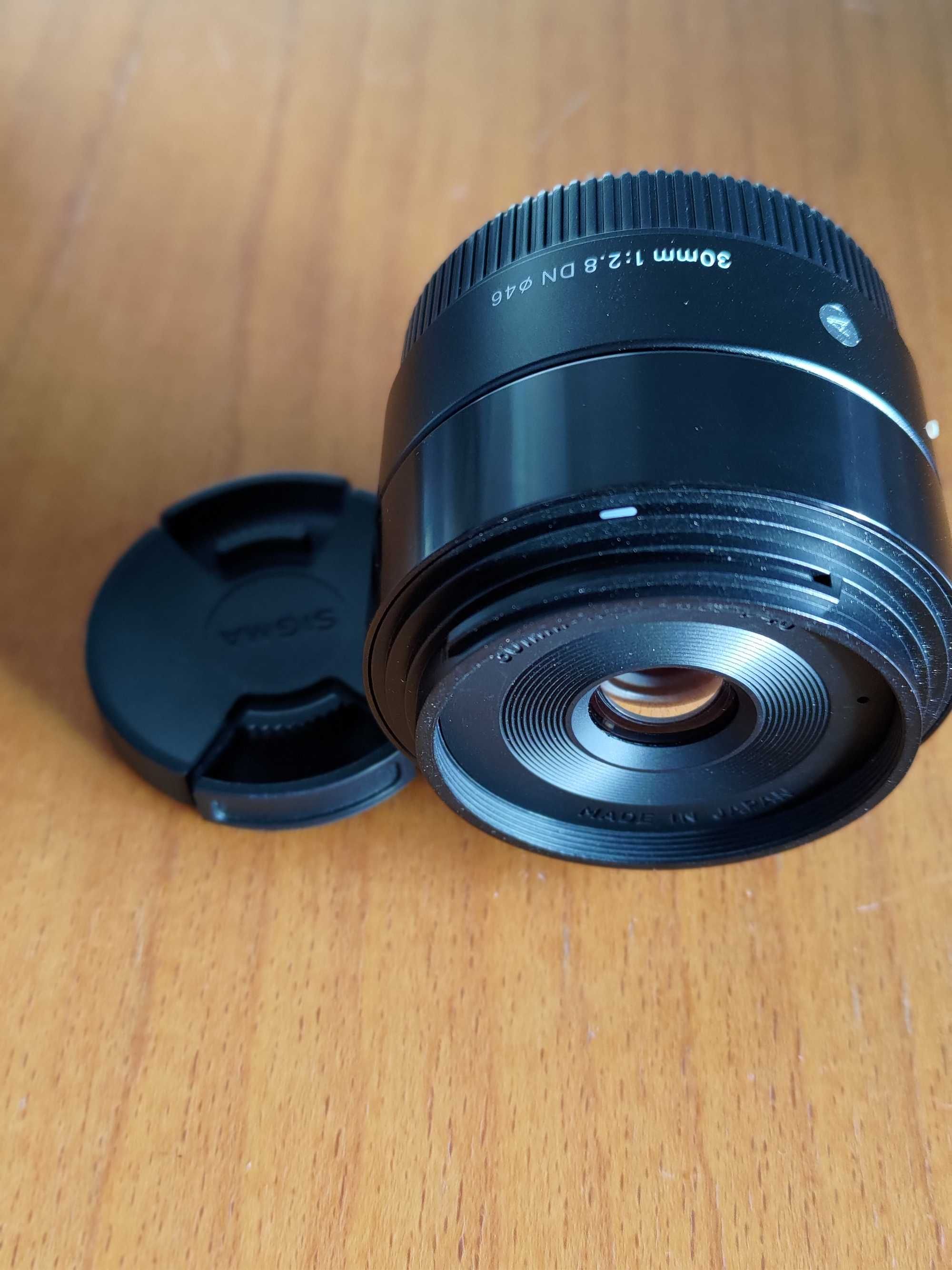 Sigma 30 mm F2.8 DN Art,  Sony E mount