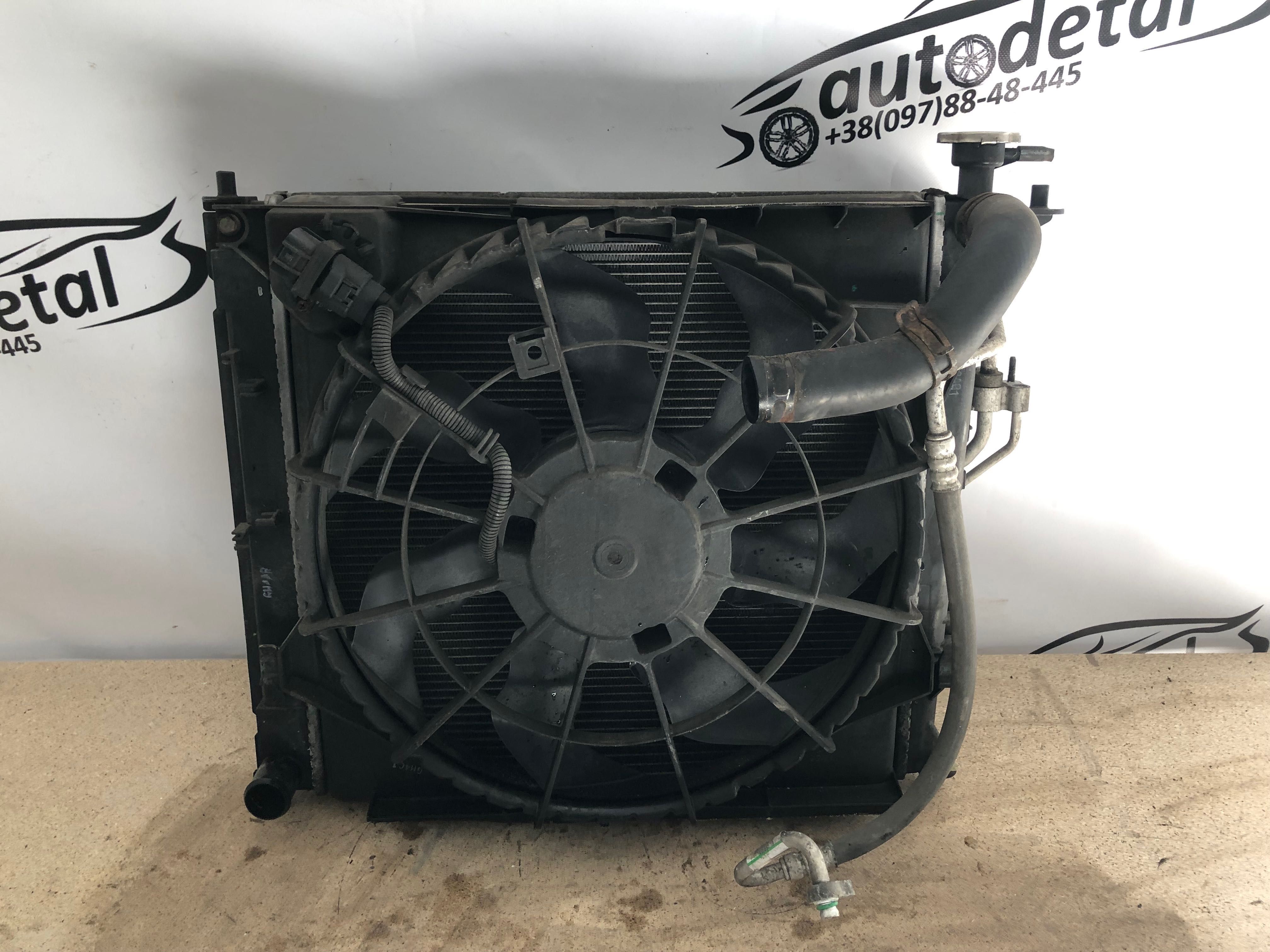 Касета радіаторів Hyundai IX35 2.0 crdi вентилятор Sportage дифузор