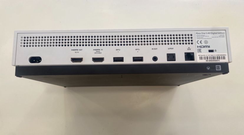 Ігрова приставка xbox one s , 1 tb