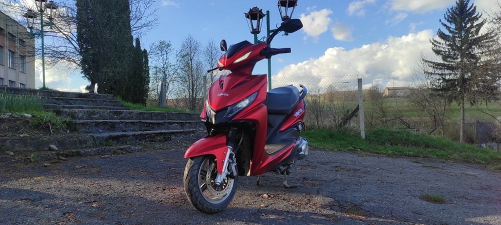 Електроскутер Rover Red Dragon 05