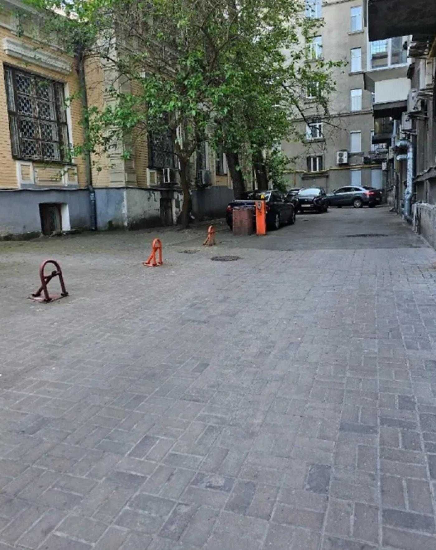 2-кім. квартира в урядовому кварталі, вул. Банкова, 1/10, 72 м² Липки