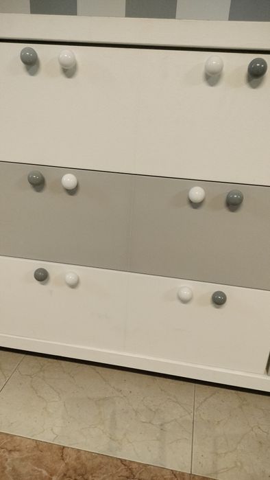 Aparador 1,80 madeira cerejeira pintado á mão